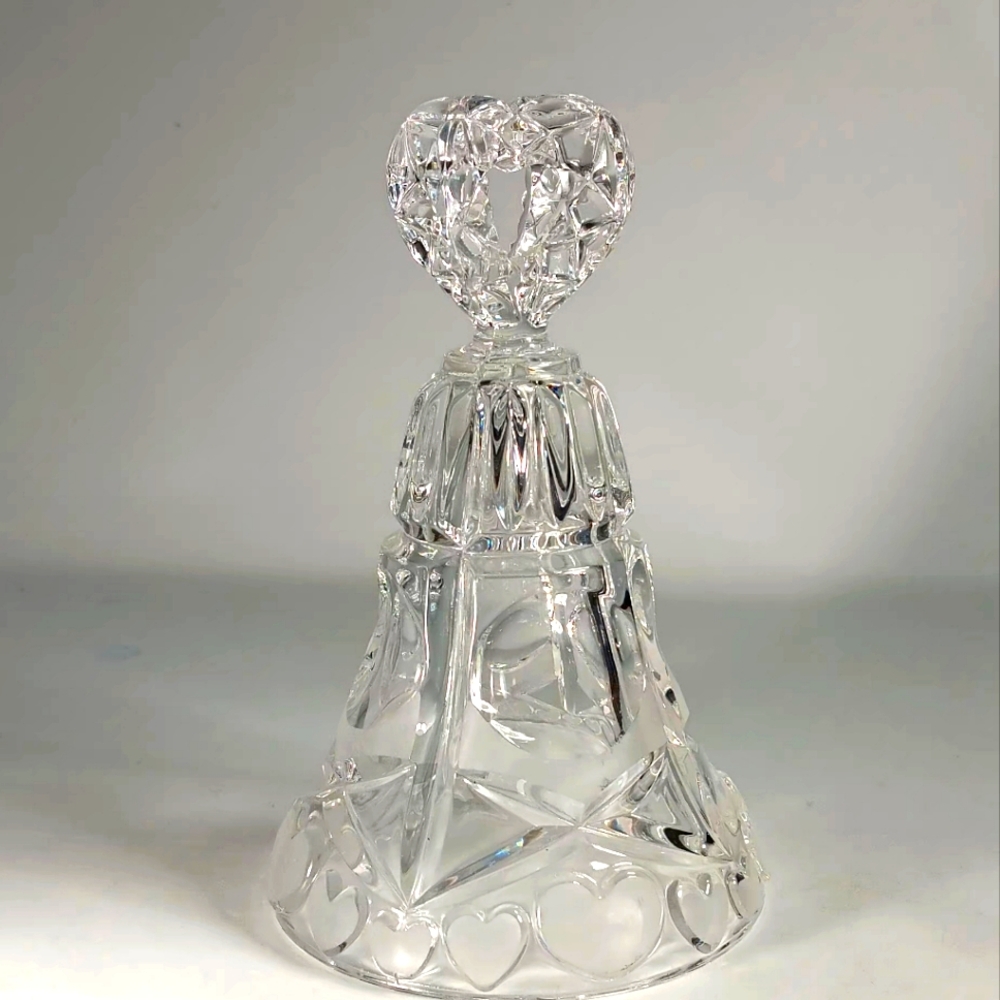 Bleikristall Crystal Wedding Bell W/O Clapper.  Still beautiful Display